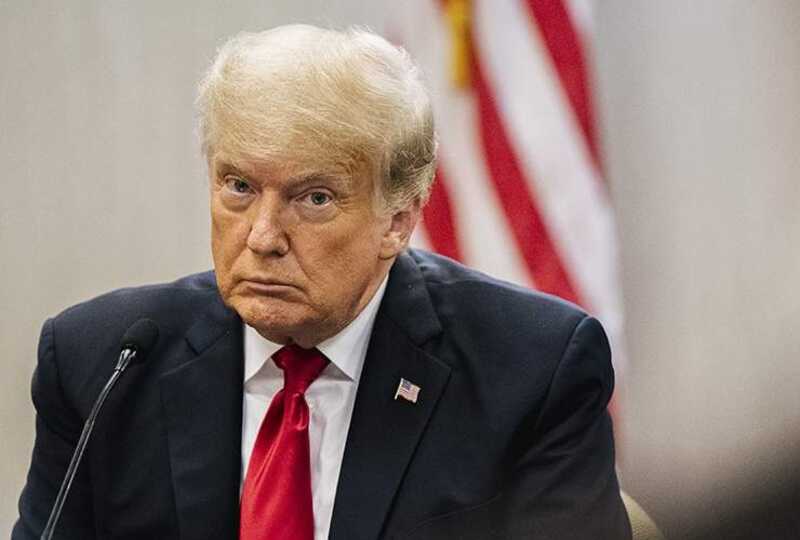Трамп раздумывает, отправлять ли делегацию на переговоры по Украине