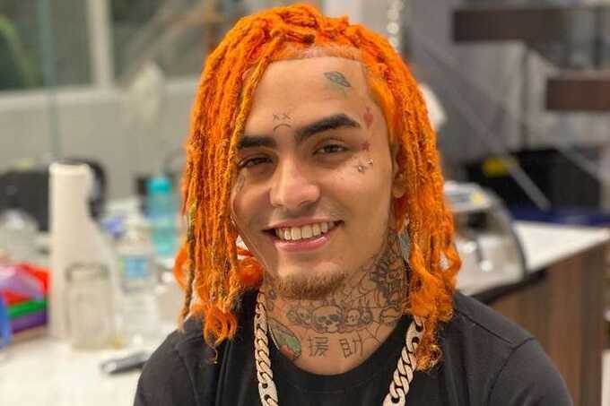 Lil Pump поздравил бабушку с 90-летием рэпом о кокаине и проститутках