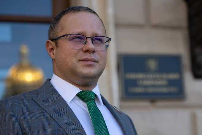 Депутат Денис Четырбок скрывает доходы с помощью ложных деклараций
